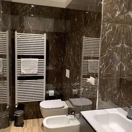 Niki O. Charme 파르마