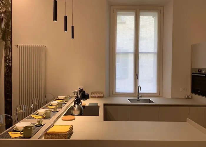 Niki O. Charme * Parma